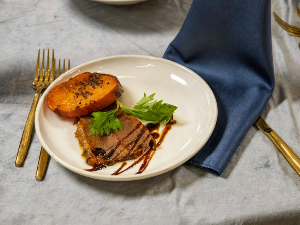 צלי בשר ברוטב